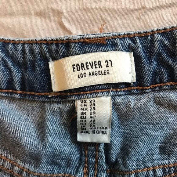 High Rise Denim Shorts - Picture 3 of 4